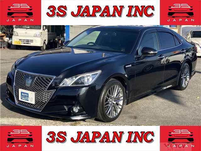 2013 Toyota Crown