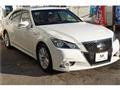 2015 Toyota Crown Hybrid