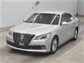 2013 Toyota Crown Hybrid