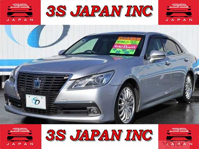 2013 Toyota Crown