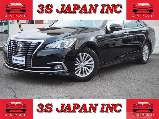 2017 Toyota Crown Hybrid