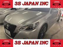 2015 Toyota Crown Hybrid