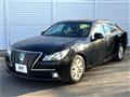 2013 Toyota Crown Hybrid