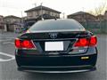 2013 Toyota Crown Hybrid