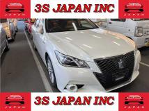 2013 Toyota Crown Hybrid