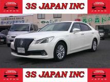 2013 Toyota Crown