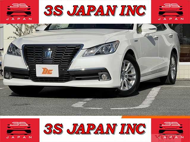 2014 Toyota Crown