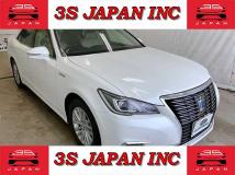 2017 Toyota Crown Hybrid