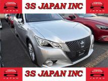2013 Toyota Crown Hybrid