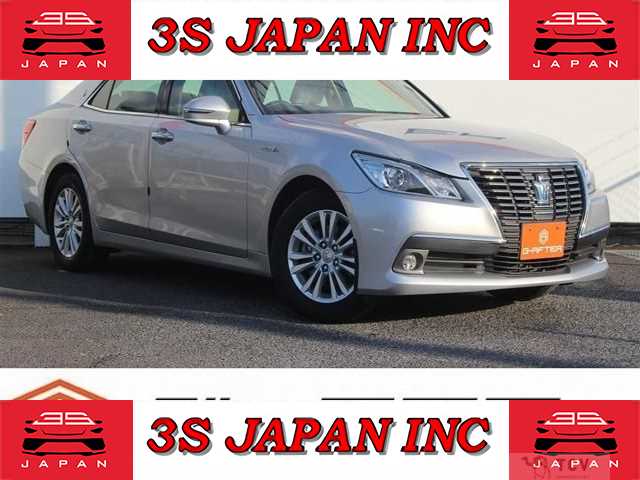 2013 Toyota Crown