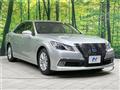 2013 Toyota Crown Hybrid
