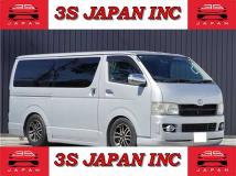 2005 Toyota Regiusace Van