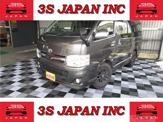 2013 Toyota Hiace