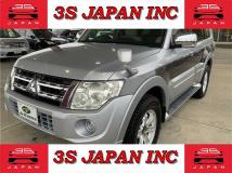 2012 Mitsubishi Pajero