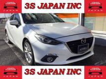 2015 Mazda Axela Hybrid