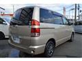 2005 Toyota Noah