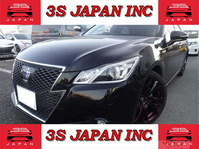2014 Toyota Crown Hybrid