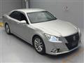 2013 Toyota Crown Hybrid