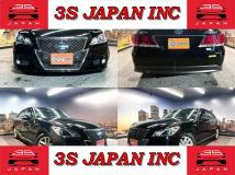 2013 Toyota Crown Hybrid