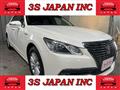2013 Toyota Crown Hybrid