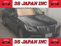 2015 Toyota Crown