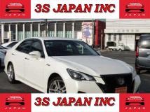 2017 Toyota Crown Hybrid