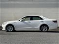 2013 Toyota Crown Hybrid