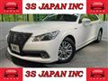 2014 Toyota Crown Hybrid