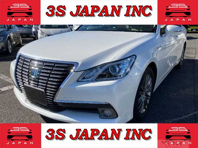 2013 Toyota Crown