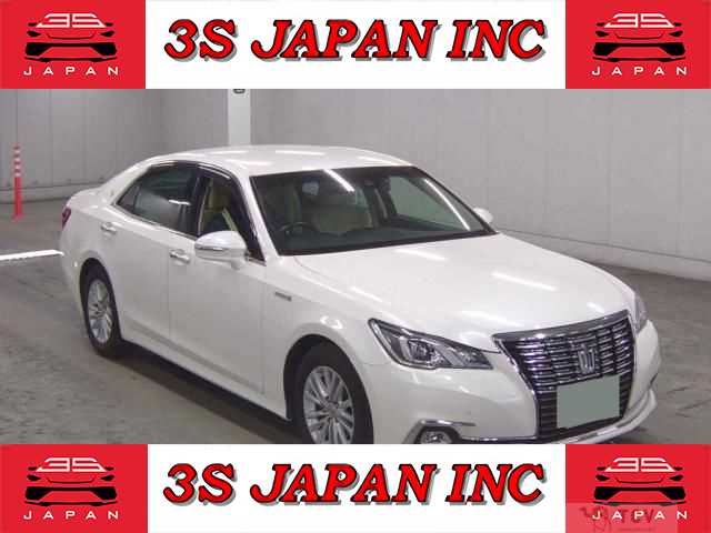 2016 Toyota Crown Hybrid