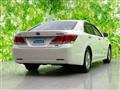 2013 Toyota Crown Hybrid