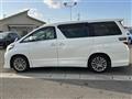 2013 Toyota Alphard
