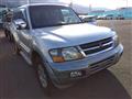 2000 Mitsubishi Pajero