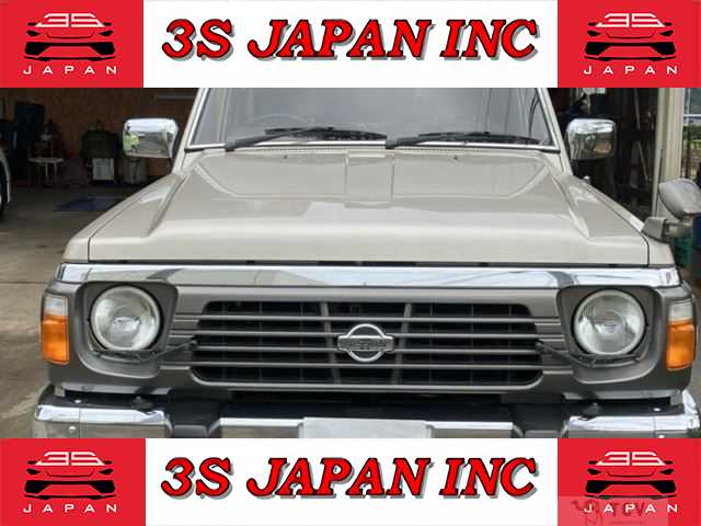 1995 Nissan Safari