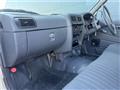 1996 Nissan Dutsun Truck