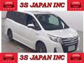 2016 Toyota Noah