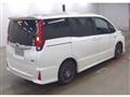 2016 Toyota Noah