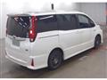 2016 Toyota Noah