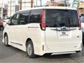 2015 Toyota Noah