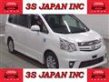 2012 Toyota Noah
