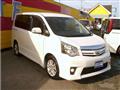 2013 Toyota Noah