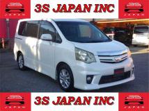 2010 Toyota Noah