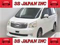 2013 Toyota Noah