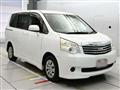 2010 Toyota Noah