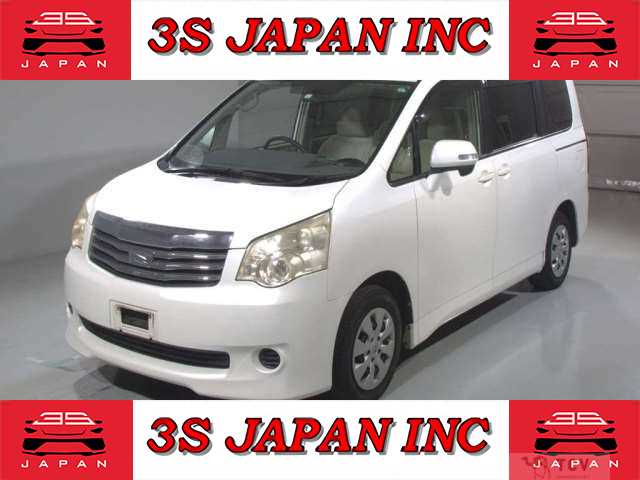 2013 Toyota Noah