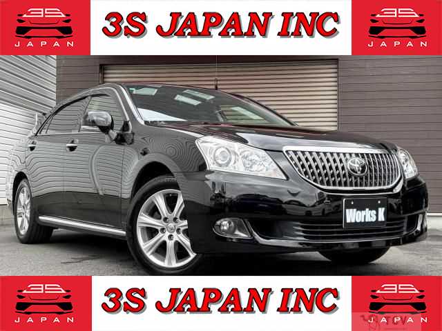 2013 Toyota Crown Majesta