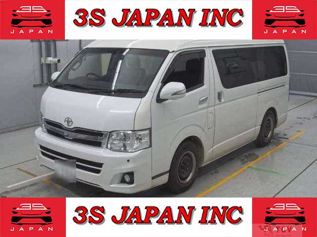 2013 Toyota Regiusace Van