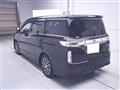 2017 Nissan Elgrand