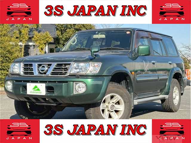 2004 Nissan Safari