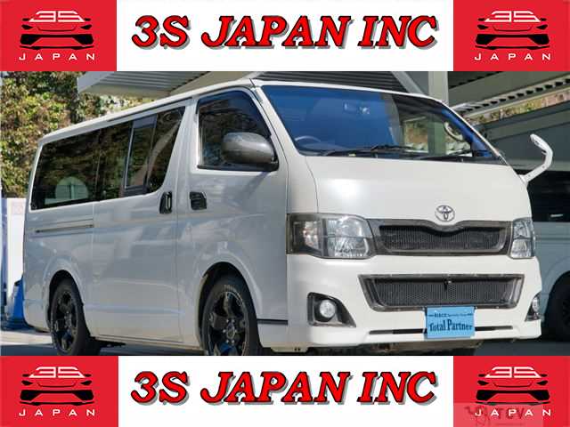 2011 Toyota Hiace Van